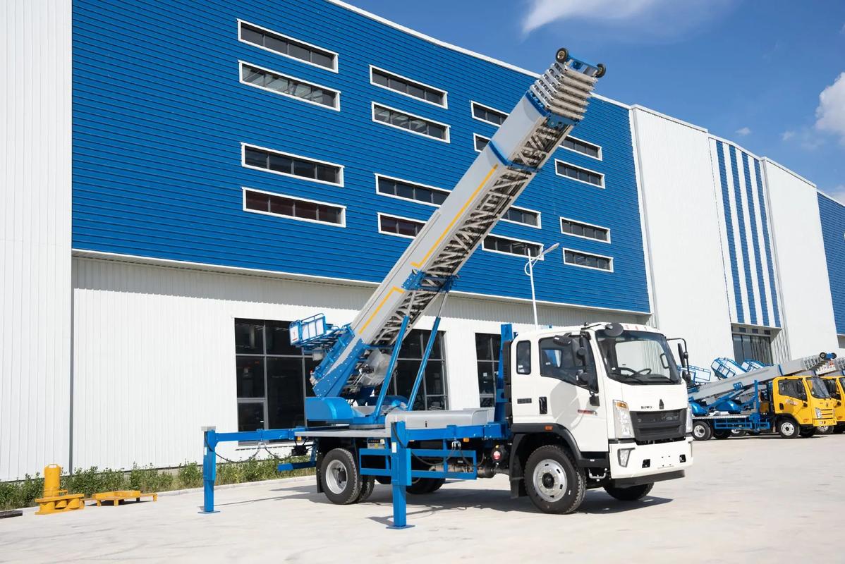 青岛市南小型云梯车上料车租赁多少钱