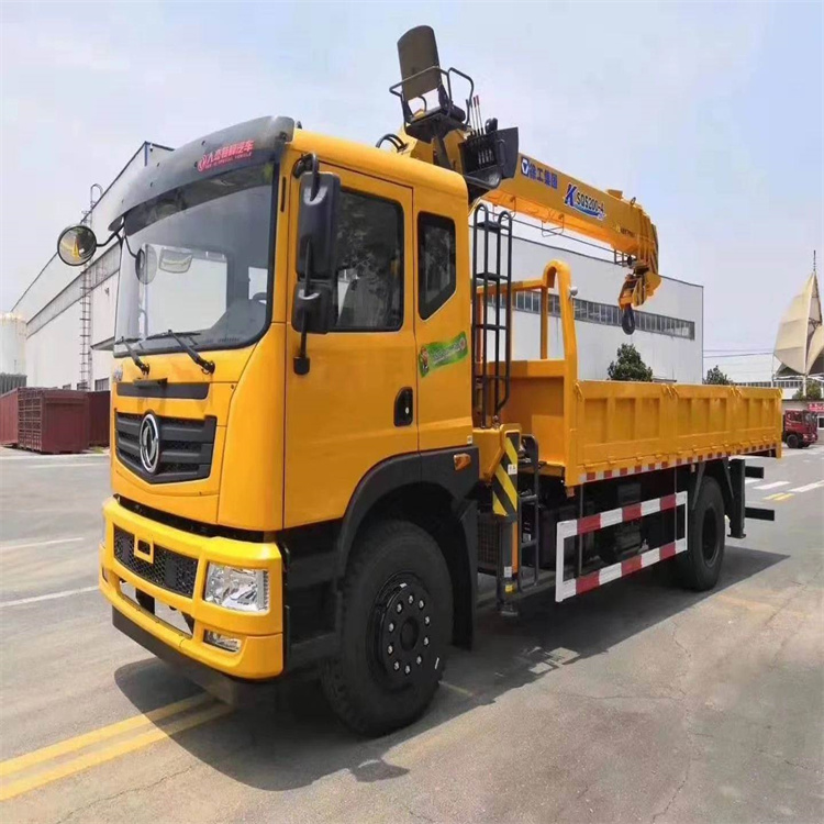 青岛市南附近找一辆随车吊出租