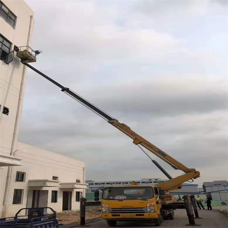 青岛市南附近高空车出租|市政施工/设备安装专用|随叫随到|亿立达设备租赁